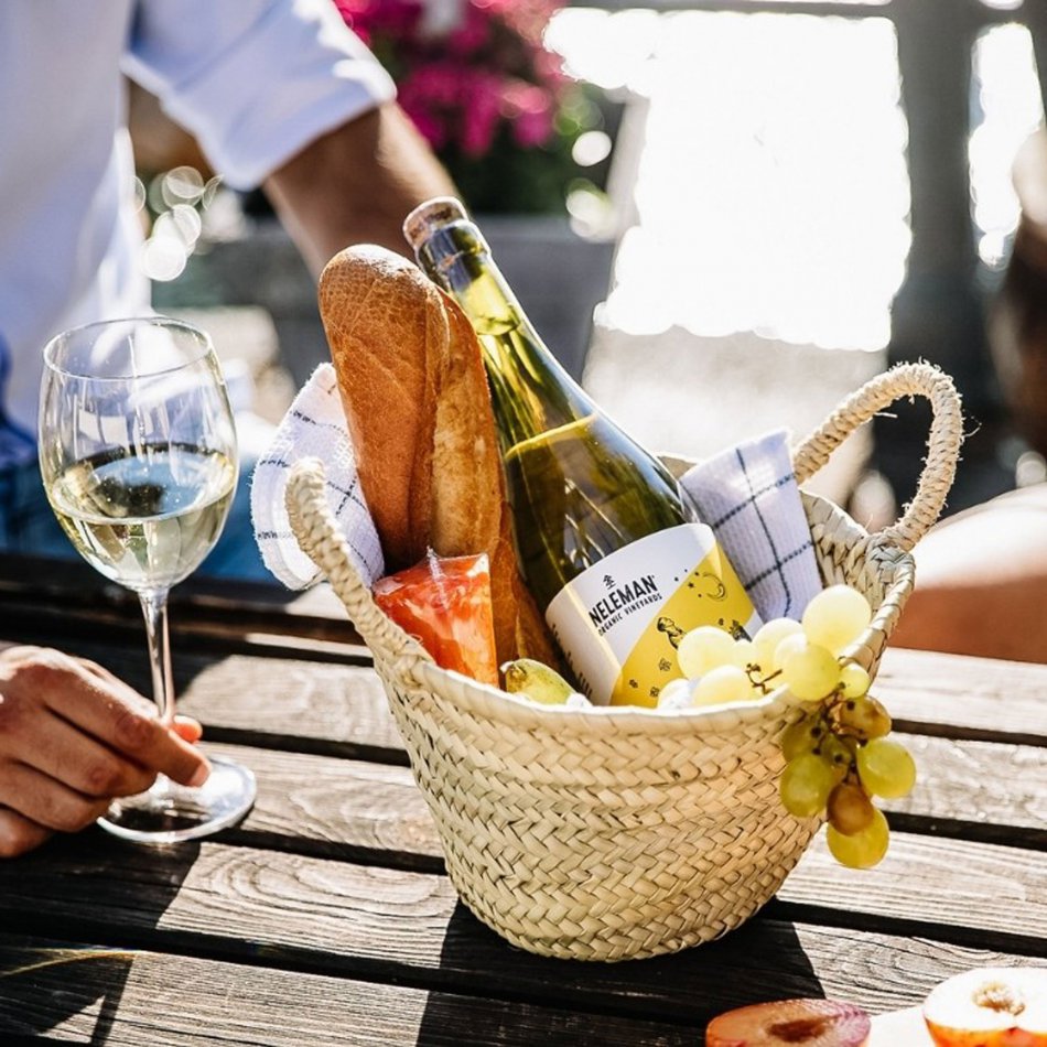 Neleman Chardonnay Muscat Organic